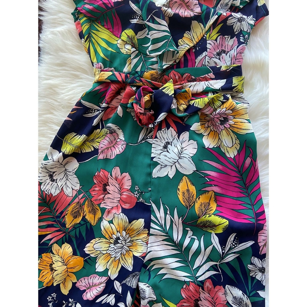 NWOT VICI Jordyn Floral Ruffle Tie Jumpsuit - Picture 4 of 6